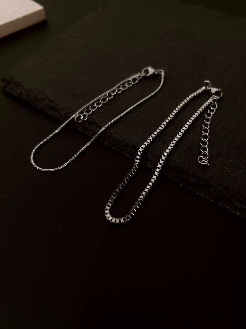 Double-layer bracelet in stainless steel – side view